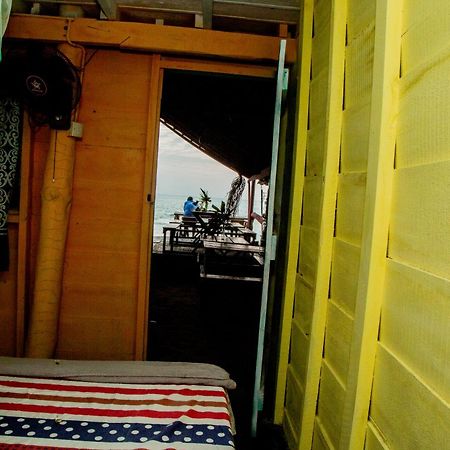 Brother'S Beach Home Boossa Экстерьер фото