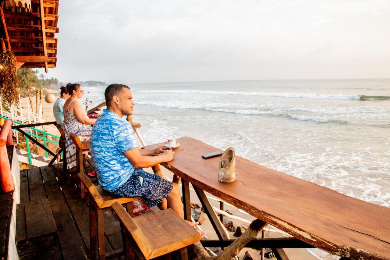 Brother'S Beach Home Boossa Экстерьер фото