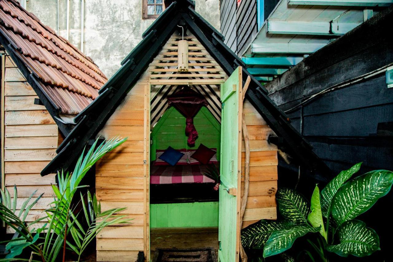 Brother'S Beach Home Boossa Экстерьер фото
