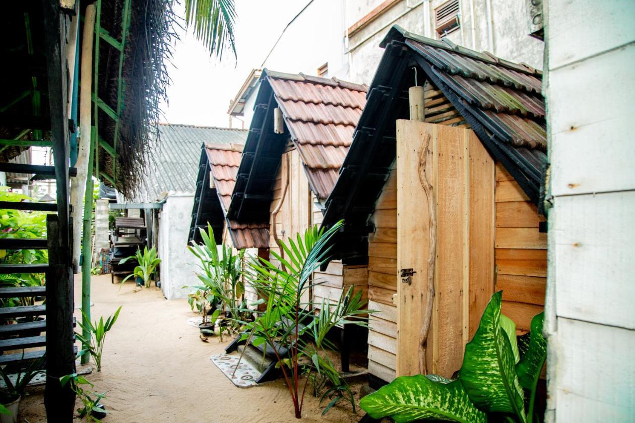 Brother'S Beach Home Boossa Экстерьер фото