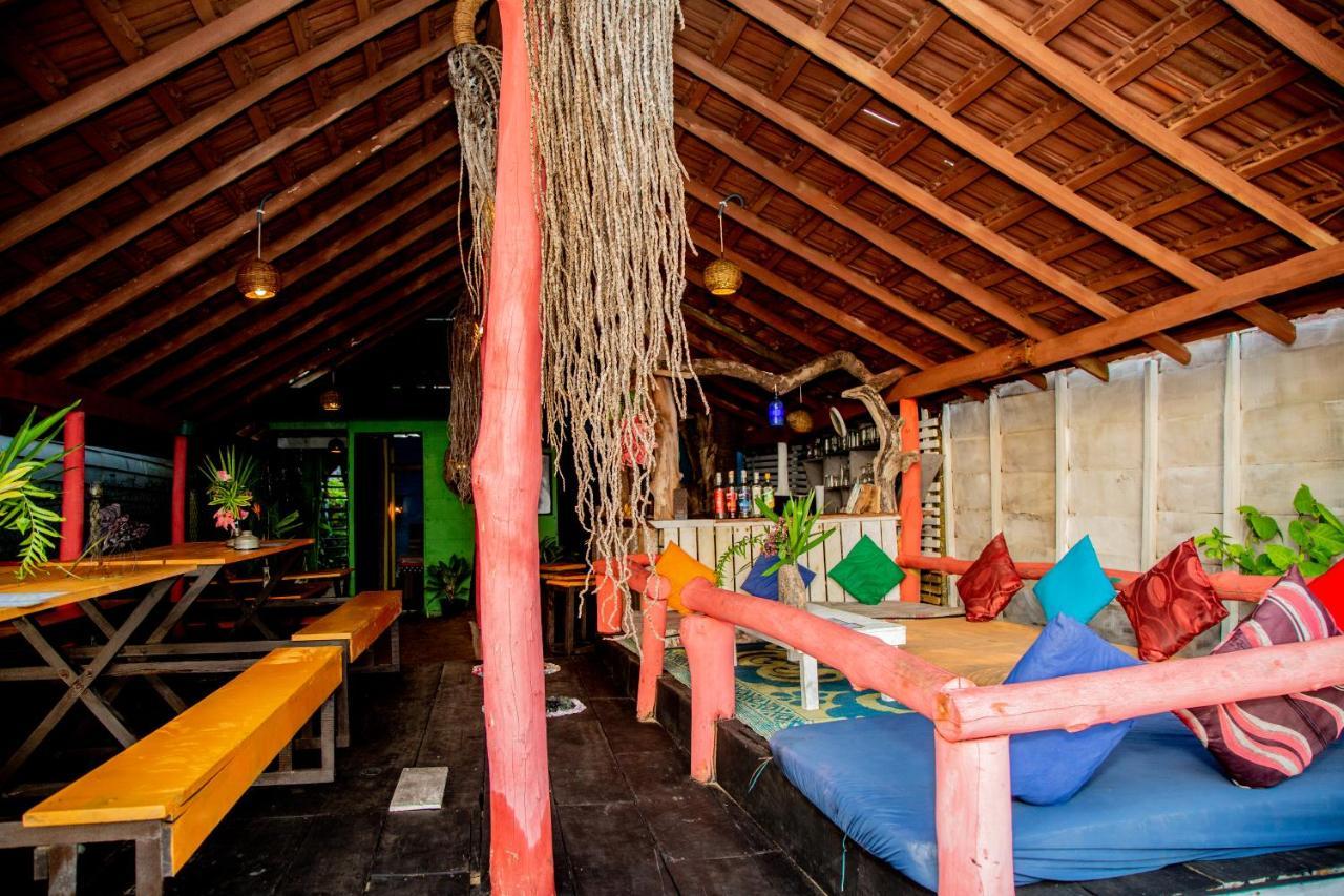 Brother'S Beach Home Boossa Экстерьер фото