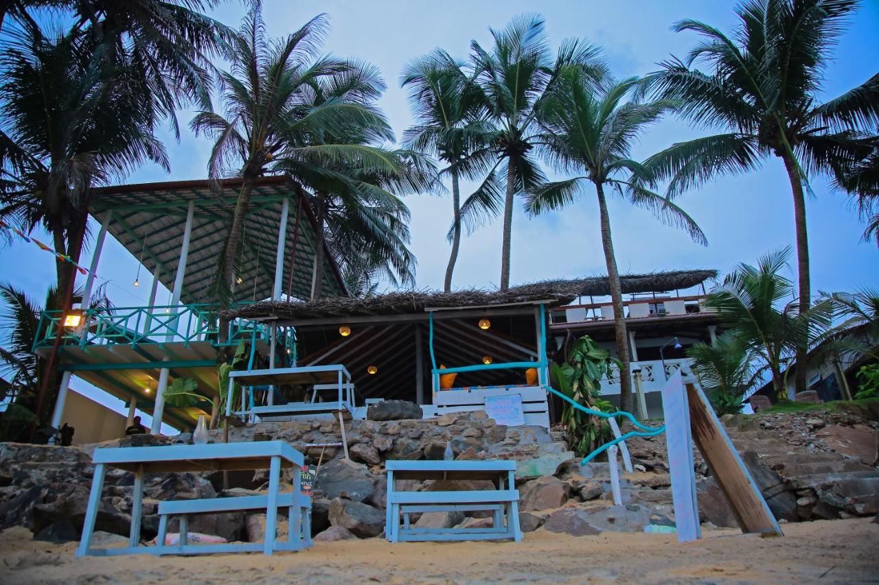 Brother'S Beach Home Boossa Экстерьер фото